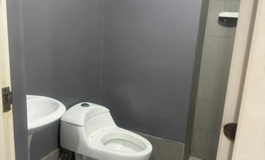 1 bdroom Bare unit 29.20sqm for sale at 2.9M clean titleAt manila rivercity residences at sta ana manila