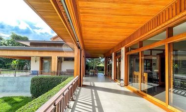 For Rent / Sale Luxury private pool villa along the Ping river and mountain view. Located in making Kaew Subdistrict, Mae Rim District, Chiang Mai.