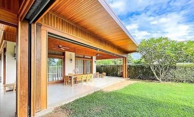 For Rent / Sale Luxury private pool villa along the Ping river and mountain view. Located in making Kaew Subdistrict, Mae Rim District, Chiang Mai.