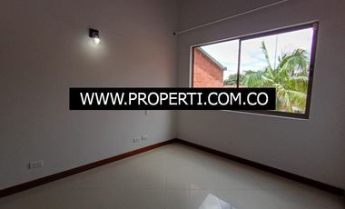 Casa en Arriendo Sector La Calleja - Envigado