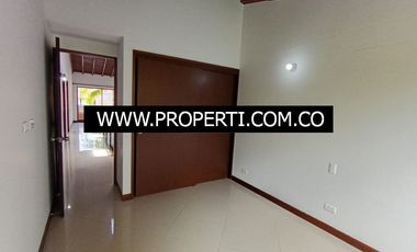 Casa en Arriendo Sector La Calleja - Envigado