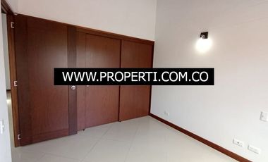 Casa en Arriendo Sector La Calleja - Envigado