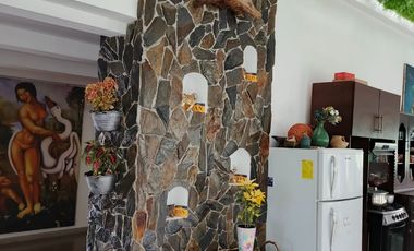 DE VENTA HERMOSA QUINTA CON AMPLIA AREA VERDE, Sector La Raya Ricaurte C1519