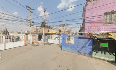 CASA EN TEMPESTAD, PASEOS DE ECATEPEC, ECATEPEC DE MORELOS, ESTADO DE MÉXICO. ¡NO CREDITOS!