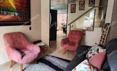 VENTA Hermosa Casa Remodelada Conjunto Anillo Vial