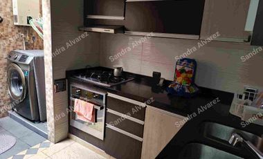 VENTA Hermosa Casa Remodelada Conjunto Anillo Vial