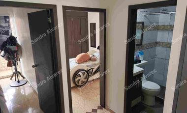 VENTA Hermosa Casa Remodelada Conjunto Anillo Vial