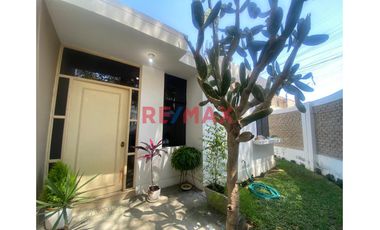 Casa En Venta En Urb. Miraflores//ID:1150246