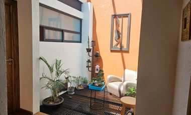 Casa en Venta en Calzada de Las Águilas!