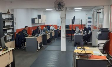 ALQUILER DE LOCAL COMERCIAL EN AV. FAUCETT  A.T.: 450m2 y A.C.: 1,000m2