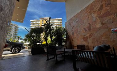 Departamento de Playa en Venta en $12,800,000.00 en Condominio NIMA BAY en la Marina de Puerto Vallarta, Jalisco, Mexico