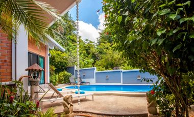 4-Bedroom Villa with Stunning Mountain Views – Klong Muang, Krabi