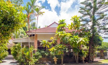 4-Bedroom Villa with Stunning Mountain Views – Klong Muang, Krabi