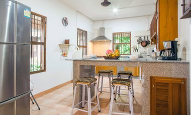 4-Bedroom Villa with Stunning Mountain Views – Klong Muang, Krabi