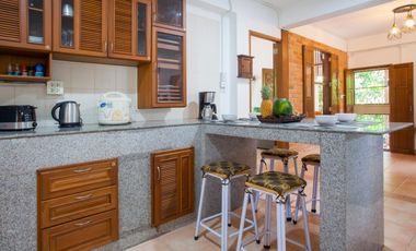 4-Bedroom Villa with Stunning Mountain Views – Klong Muang, Krabi