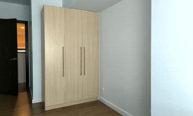 New Executive Style Condo - Solstice Tower 2, Makati Circuit, Central Manila!