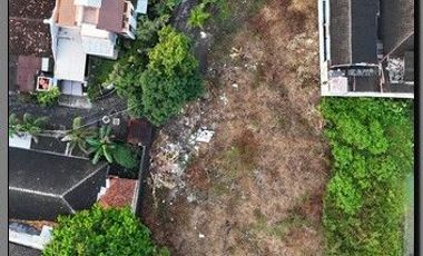 Kost Baru UGM, Desain menawan, 20 & 22  kamar, KM dalam, parkir 3 mobil 20 motor