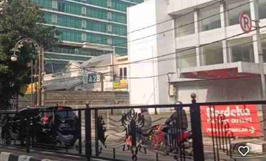 DIJUAL APARTEMEN LA GRANDE TAMAN SARI DAGO LANTAI 16

Luas    : 54m2
Type    : 2 bedroom
Alamat : jln Merdeka depan BIP plaza.Bandung
Listrik : 4400watt
Air    : PDAM
Fully furnish.
Fasilitas : parkir mobil, kolam renang dan area fasilitas apartemen. Harga 1.5M Nego