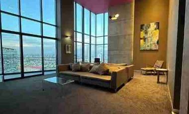 Renta de departamento amueblado tipo Loft en adamant II sobre atlixcayotl angelópolis