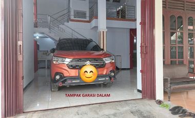 DISEWAKAN RUMAH DEKAT SDK SANG TIMUR