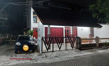 DISEWAKAN RUMAH DEKAT SDK SANG TIMUR