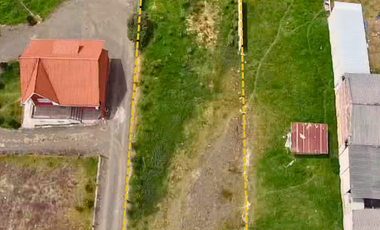 En venta amplio terreno 625m2 (con Iprus) Sector  Chilcapamba  | Vía al Valle