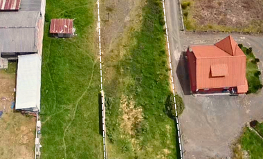 En venta amplio terreno 625m2 (con Iprus) Sector  Chilcapamba  | Vía al Valle