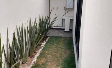 Casa Moderna en venta en Cuautlancingo, Puebla.