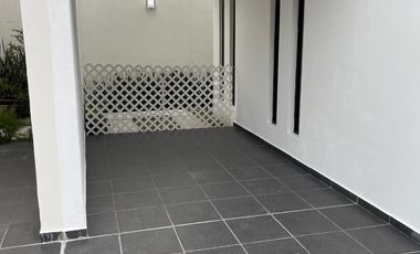 Casa Moderna en venta en Cuautlancingo, Puebla.