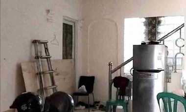 Dijual cepat rumah kontrakan dan kosan 2rumah jadi satu di tangsel