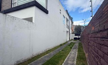 Amplia Casa Amoblada en Renta con espacioso garaje