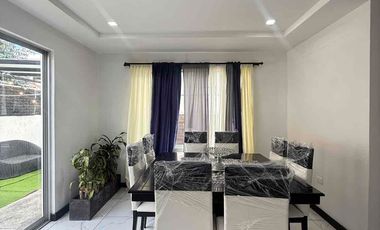 Amplia Casa Amoblada en Renta con espacioso garaje