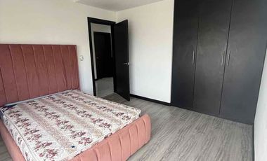 Amplia Casa Amoblada en Renta con espacioso garaje