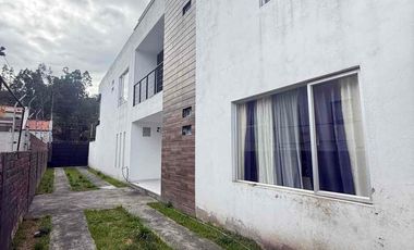 Amplia Casa Amoblada en Renta con espacioso garaje