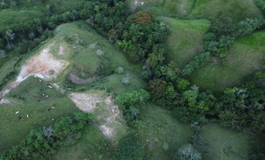 LOTES EN CONDOMINIO EN CERRITOS DE 10.000M2 A $45.000M2