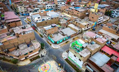 VENDO TERRENO ZDM DE 216.7 M2 EN URBANIZACIÓN CAYETANO HEREDIA, SMP