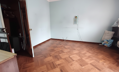 AMPLIA CASA PARA USO EMPRESARIAL