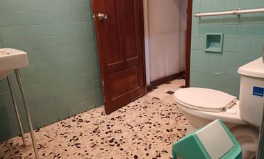 AMPLIA CASA PARA USO EMPRESARIAL