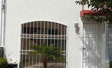 Hermosa casa, excelente ubicación a 5 minutos de angelopolis