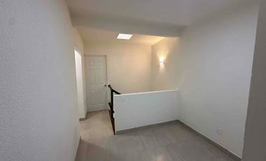 Hermosa casa, excelente ubicación a 5 minutos de angelopolis