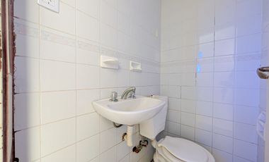 CASA 2 DORMITORIOS-PARRILLERO-GARAGE