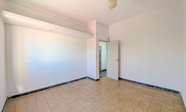 CASA 2 DORMITORIOS-PARRILLERO-GARAGE