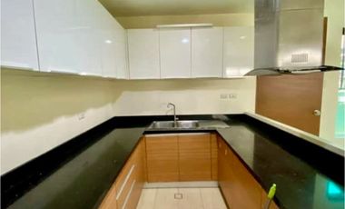 House For Rent Mahogany Place Acacia Estates Taguig 4 Bedroom Townhouse