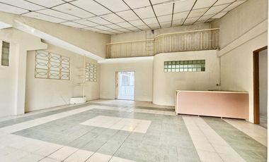 Propiedad con Proyección Rentera y Comercial – Oportunidad de Inversión.