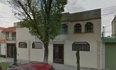 CASA EN REMATE EN NAUCALPAN CIUDAD SATELITE
