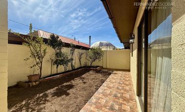 SAN ESTEBAN - ARRIENDA CASA 2D 2B 1E - COND. TOCORNAL