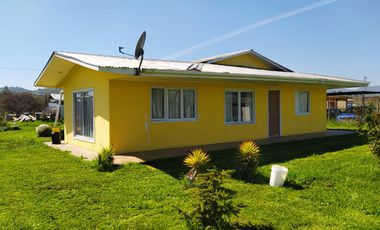 Linda Parcela 5000 m2, 100 construídos, 3dormitorios, 2 baños.