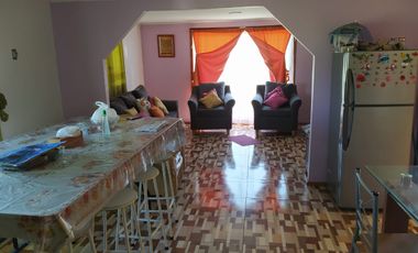 Linda Parcela 5000 m2, 100 construídos, 3dormitorios, 2 baños.