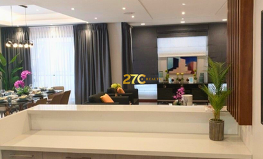 Townhouse for Rent with 3 Parking Slots in San Nicolas, Manila