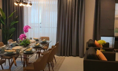 Townhouse for Rent with 3 Parking Slots in San Nicolas, Manila